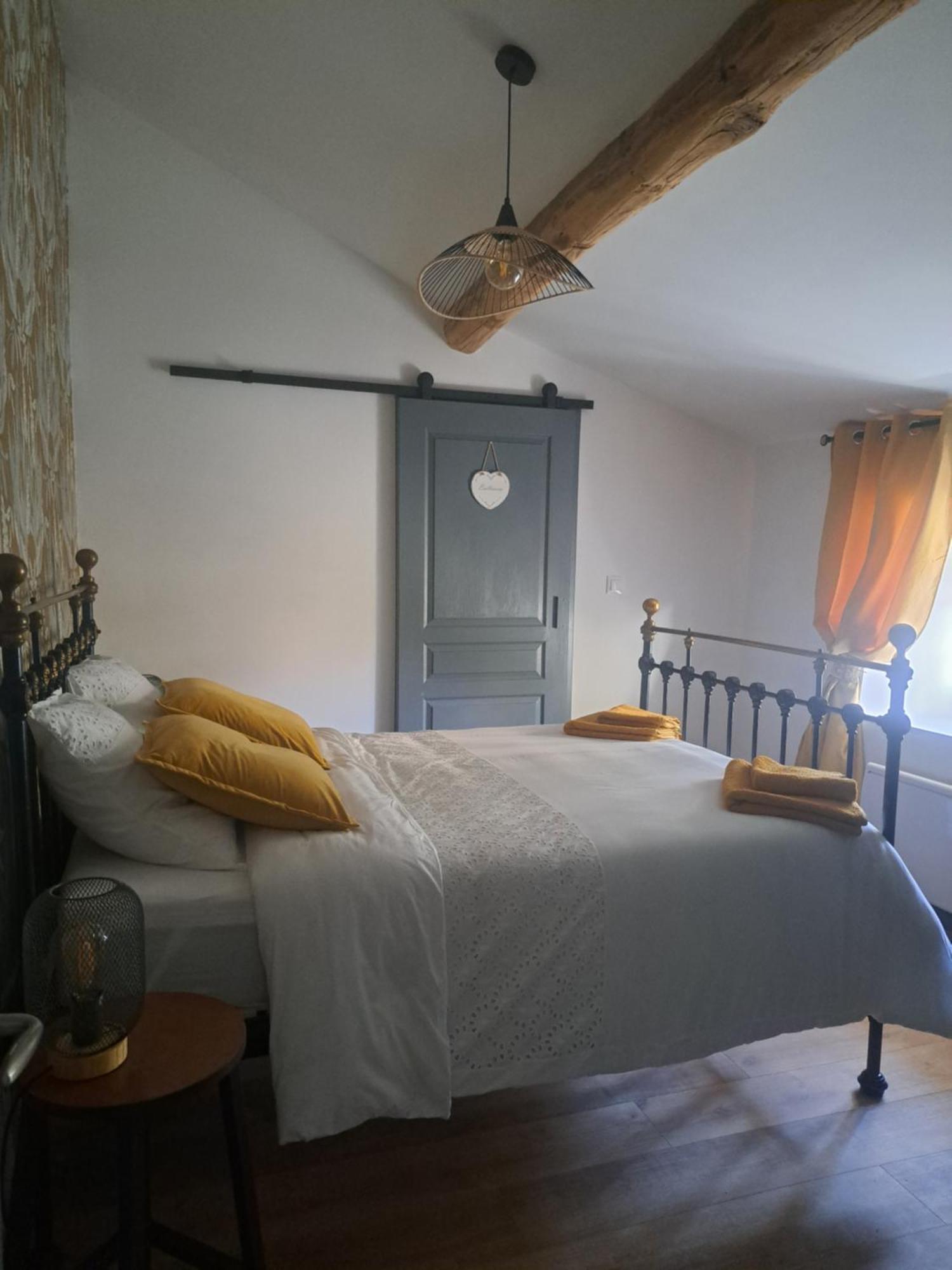 Roussines Lavallade12 Chambers D'Hotes מראה חיצוני תמונה